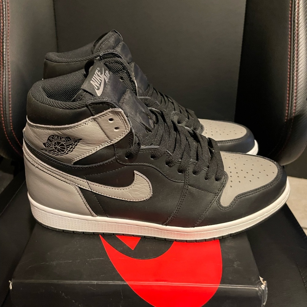 Jordan 1 Shadow